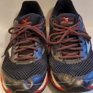 Mizuno Wave Enigma 5 Gray  Size 11.5 Men